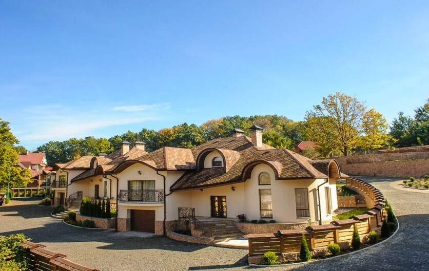 Готель «Letizia Contry Club» Шаян