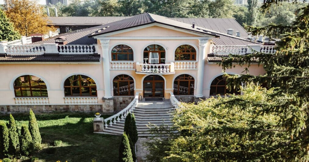 Санаторій «Женева» Трускавець, Львівська область