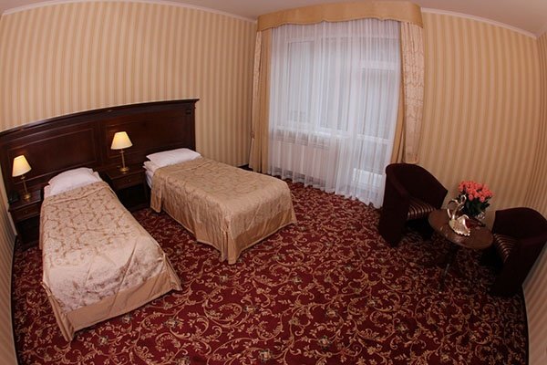 Твін