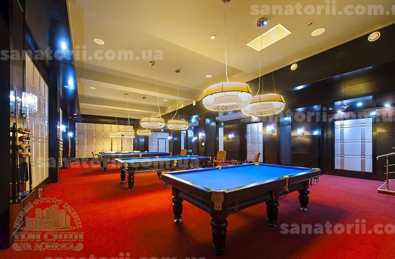 Готель «Три Cини та Донька 5*» Східниця, Львівська область