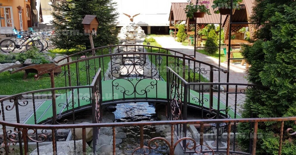 Готель «Славутич Закарпаття» Поляна
